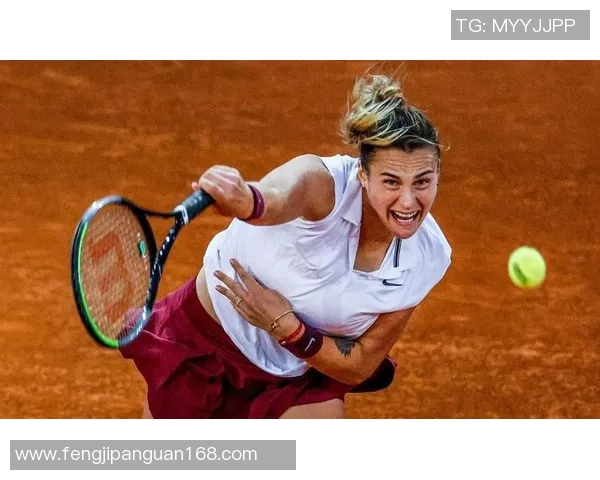 足球明星穿紧身裤展现完美身材引发球迷热议与时尚潮流交融的精彩瞬间