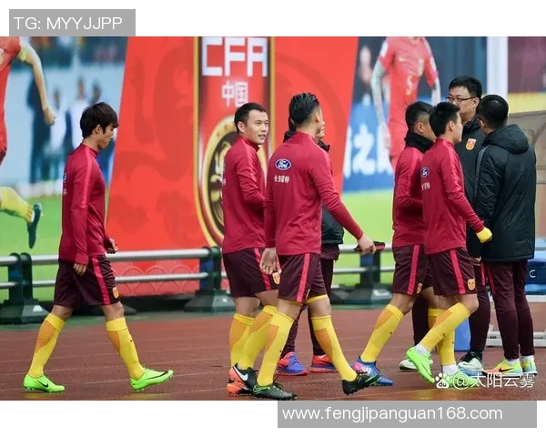 深圳宝体足球明星闪耀赛场展现青春风采与拼搏精神